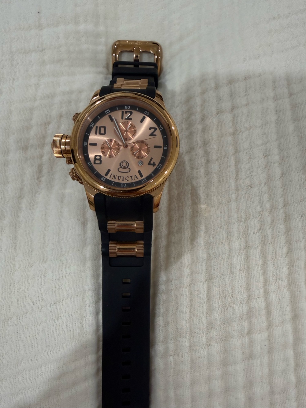 Invicta Men’s Rose Gold Dial Black Silicone Chronograph Watch